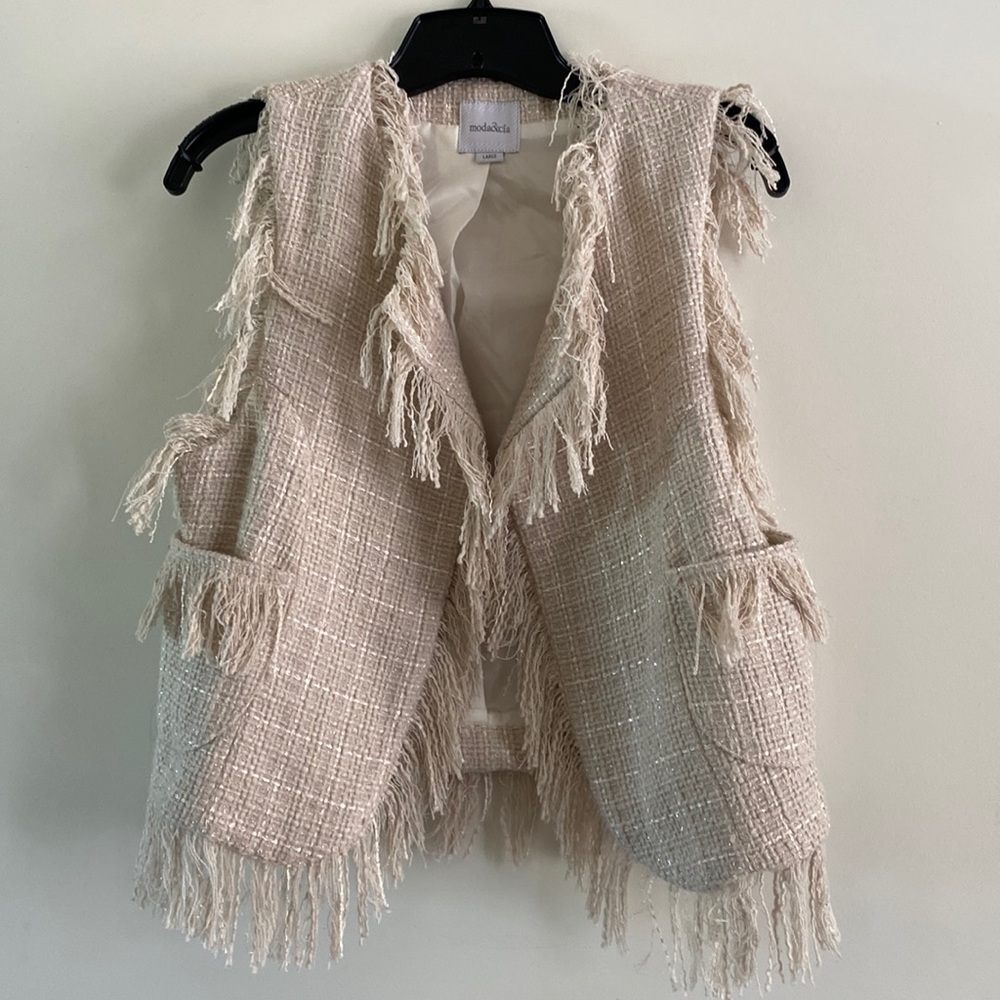 Cream chic vest